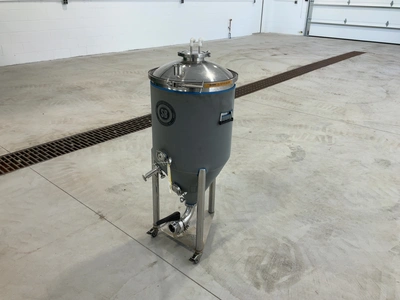 Used SPIKE BREWING CF15 CONICAL FERMENTER/UNITANK WITH INSULATED CONICAL JACKET 18 GALLONS Brewing Equipment Michigan US | Miedema Asset Management Group #1580075