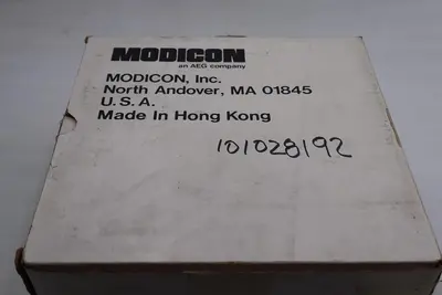 MODICON GOULD AS-B826-032 24V OUTPUT MODULE STOCK L-295