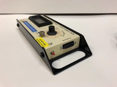 USED International Light IL1350