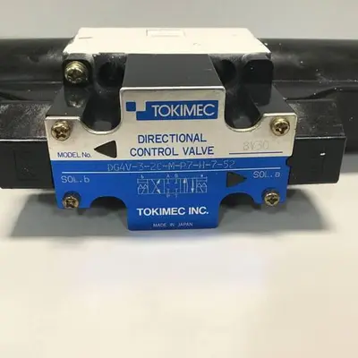 USED TOKIMEC DG4V-3-2C-M-P7-H-7-52