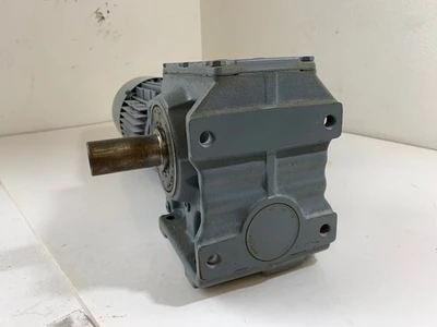 SEW-Eurodrive S57 Dt80n4/BMG/HF / Th .75kW / 1Hp W / Gang Reduzierer & V230