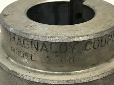 USED MAGNALOY COUPLINGS 300 LJ