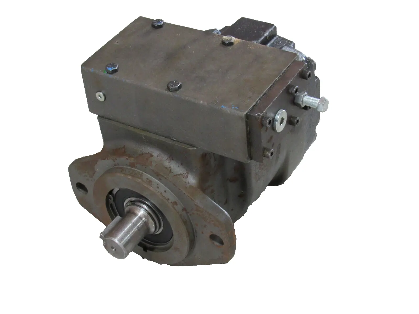 NEW OILGEAR PVWH60-LSAY-CN-NN HYDRAULIC PUMP PVWH60LSAYCNNN