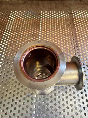 Used 3 WAY STAINLESS STEEL KF 50 NIPPLE VACUUM FITTING Valves/Fittings California US | Equipment Lab #1317011