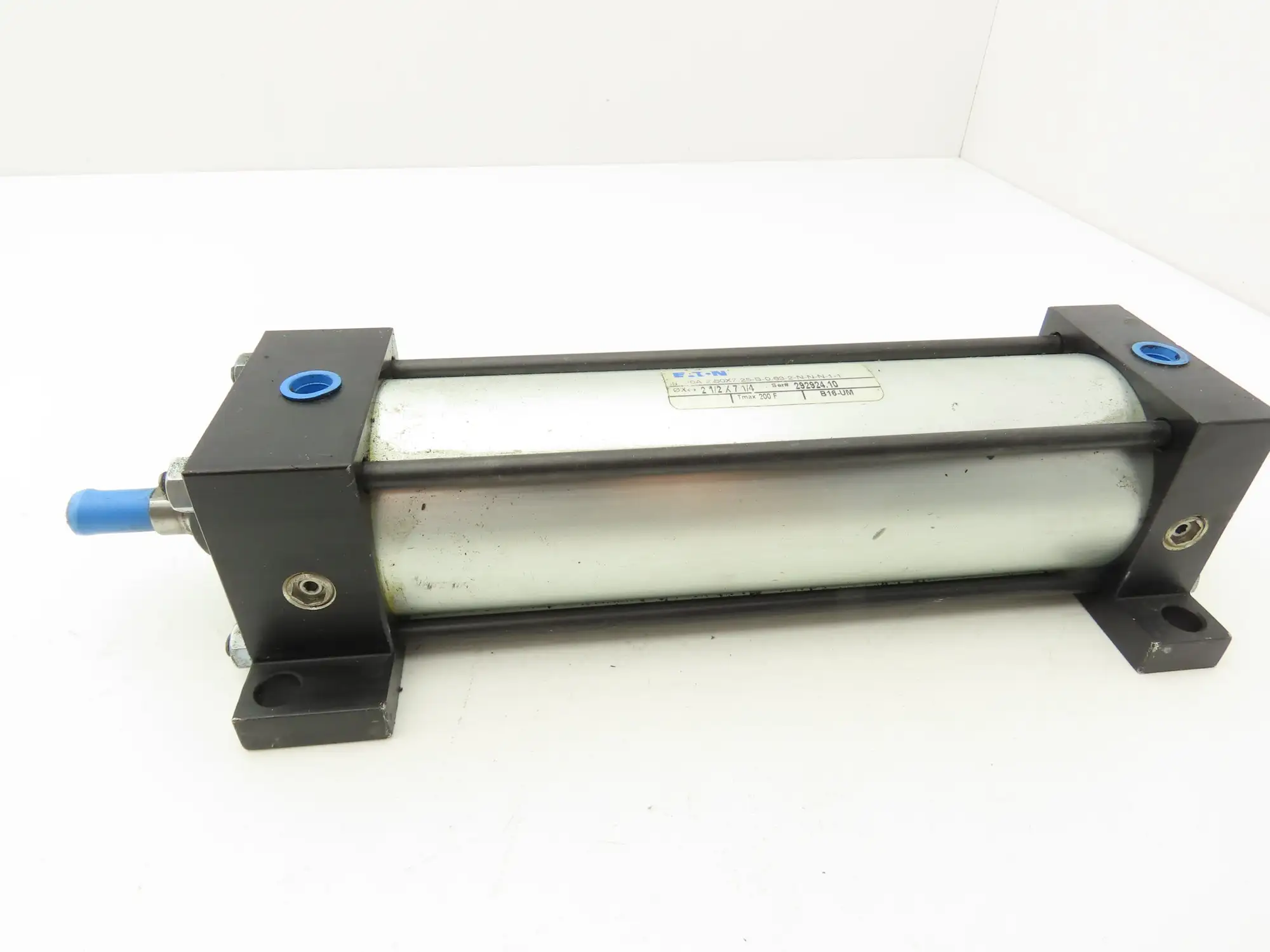 Eaton 06A2.50X7.25B0.632NNN11 Pneumatic Air Cylinder 2.5" Bore 7.25" Stroke