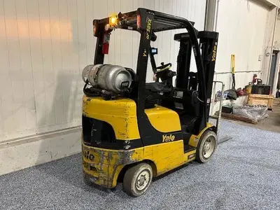Used 2017 YALE GLC050VX Misc Forklifts Illinois US | Somerset Equipment Sales #1543008