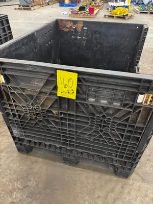 Used _UNKNOWN_ _UNKNOWN_ Bins North Carolina US | Myron Bowling Auctioneers Inc #1546925