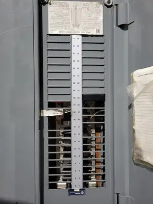 Used SQUARE D QBL-442 Switchgears British Columbia CA | Lenmark #913781