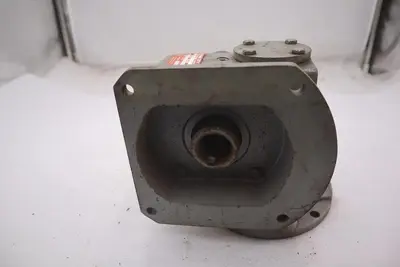 HUB CITY 0221-03661-217 MODEL 216 STYLE L GEAR REDUCER STOCK #M-62