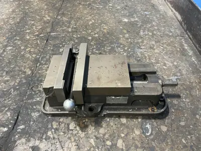 9” Vise