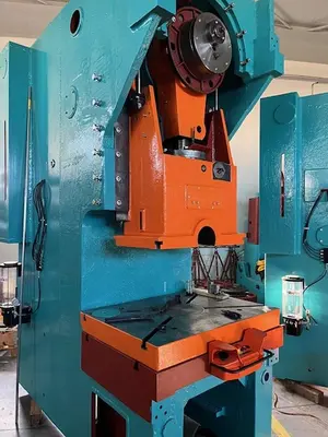Used ZTS LEK 160 Straight Side Presses CZ | Amaron s.r.o. #1066024
