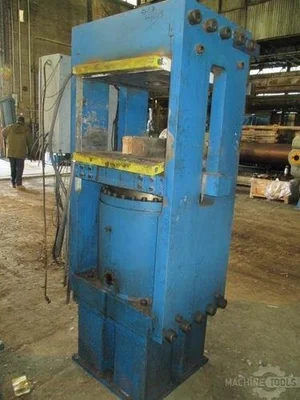 USED Molding Presses