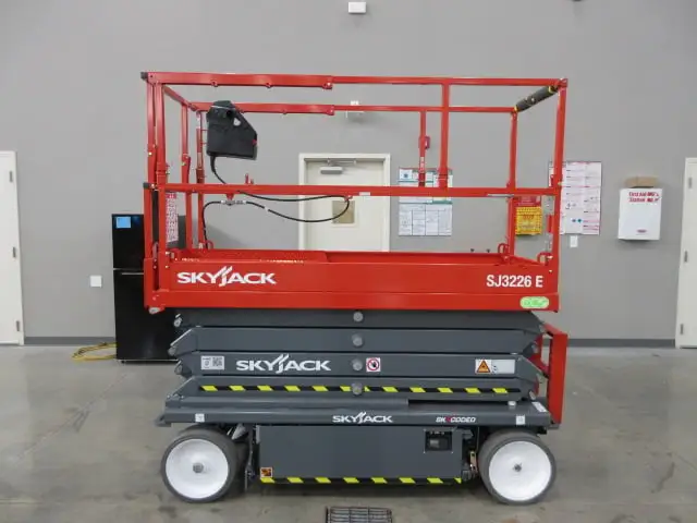 USED 2011 Skyjack SJ3226