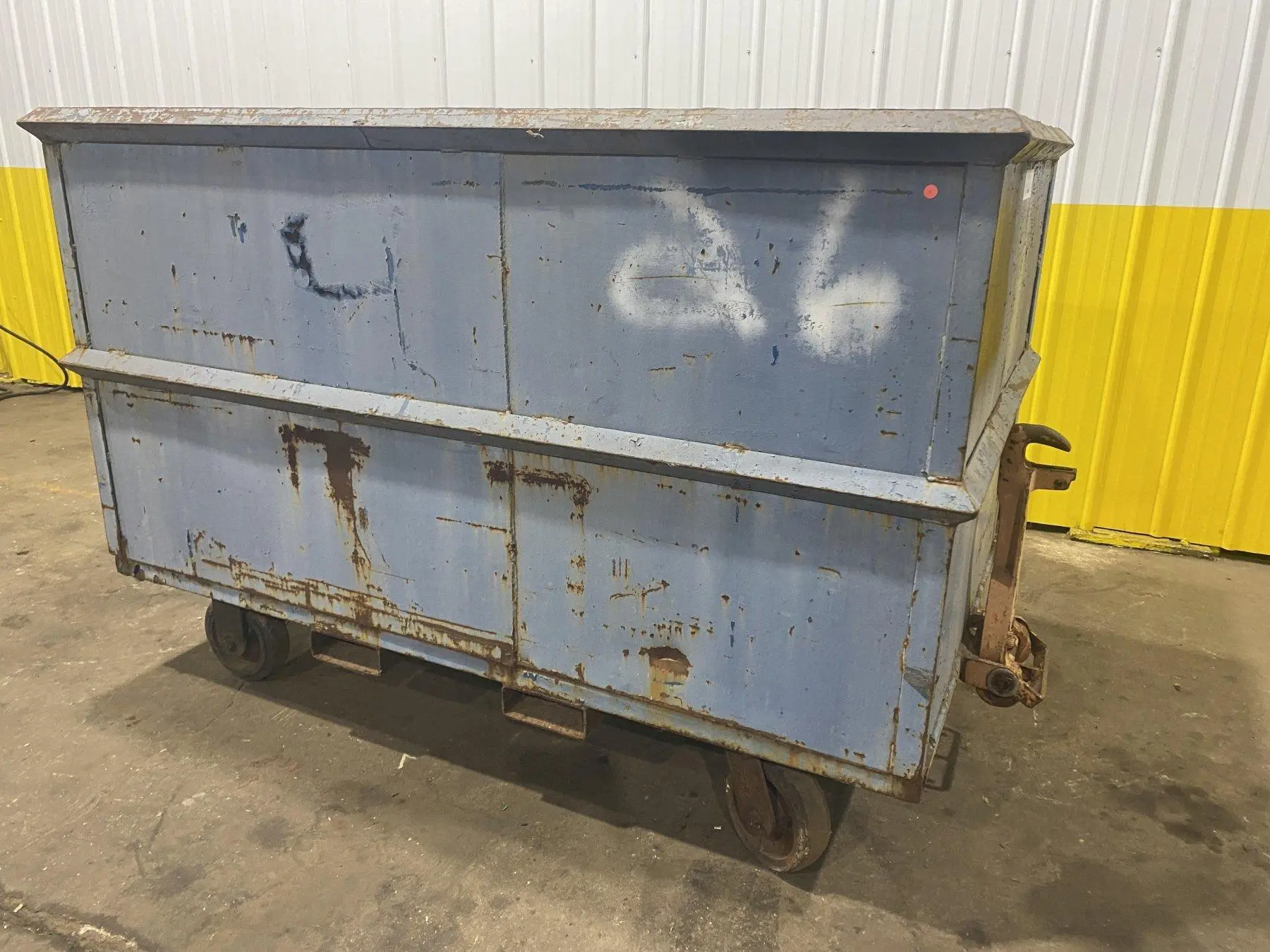 STORAGE BINS ON WHEELS: STOCK #21018