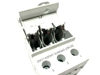 USED SIEMENS 3-POLE FUSE HOLDER CLASS CC