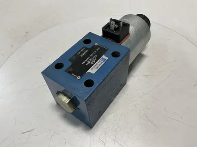 USED REXROTH 4WE10EA33/CG24N9K4