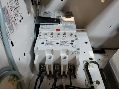 USED EATON SVX010A1-5A4N1