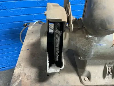 Used DAYTON 17707W Pedestal Type Grinders (Double End) Ohio US | HGR 24 #1291843