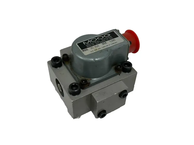 Used MOOG _UNKNOWN_ Valves/Fittings | SB Industrial Supply #816537