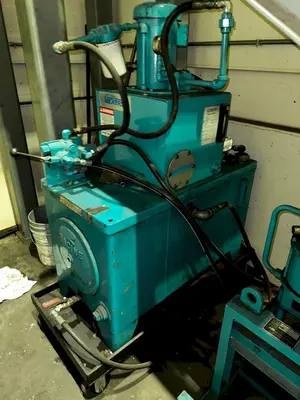 USED VICKERS S10