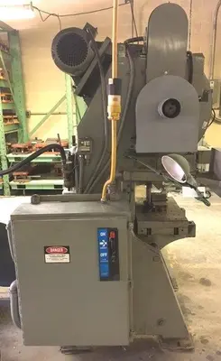 USED 1983 SOUTH BEND 27-FW-AC