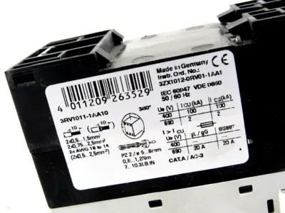 NEW SIEMENS 3RV1011-1AA10 CIRCUIT BREAKER 3RV10111AA10
