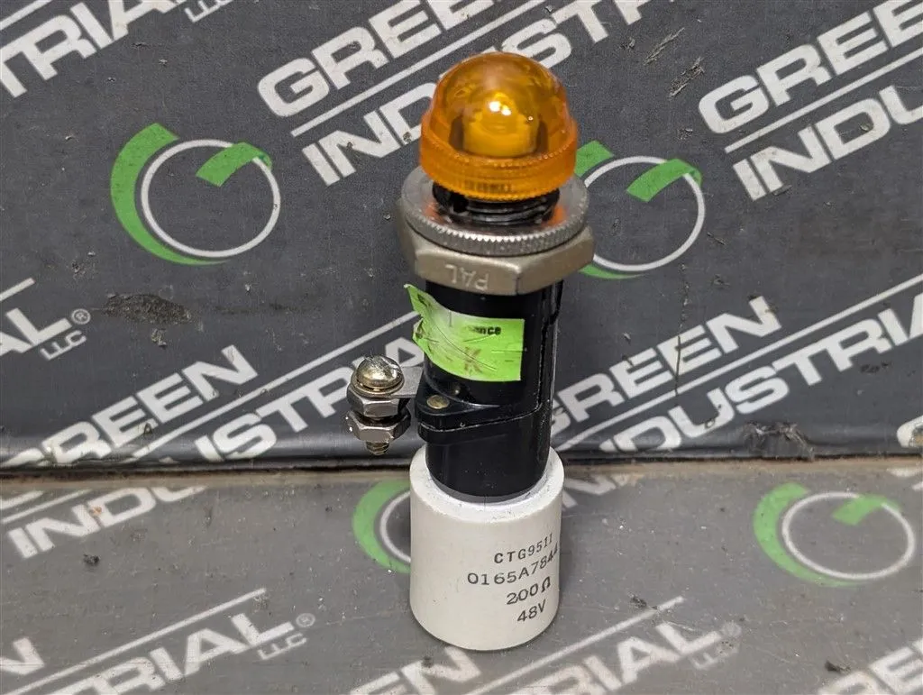 General Electric 0165A7844 P2 Amber Cap Pilot Light GE-ET S 200Ω 48V Used