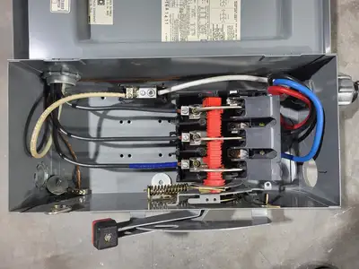USED SQUARE D CHU362