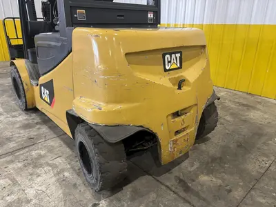 USED CAT 2EP11000