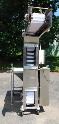Used FRAZIER BUCKET LIFT 4 X 8 Conveyors New Jersey US | Champion Trading Corporation #1338171