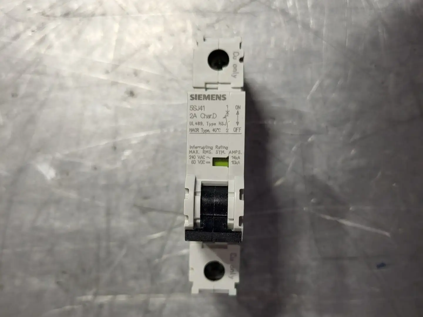 NEW SIEMENS 5SJ4102-8HG40