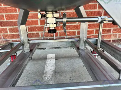 Unknown Brand 300 Liter Mixing Tank w/ Lenze 3 Phase Motor, Impeller