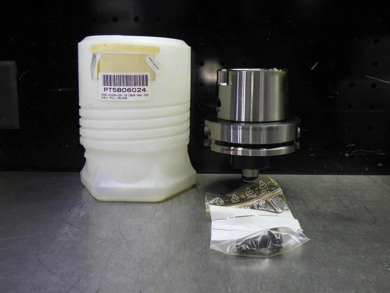 Sandvik HSK100A 3/4" Facemill Holder 1.969" Pro A392.41005-100 19 050A (LOC1807A)