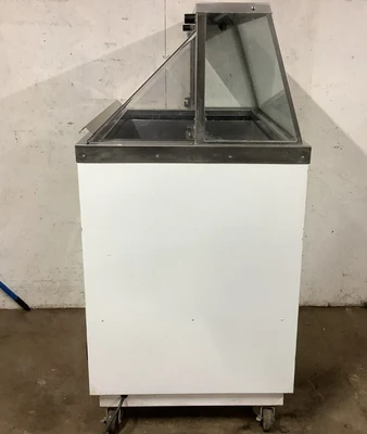 152-0229 Nelson BD6-DIP Ice Cream Dipping Cabinet Self Contained Freezer Chest