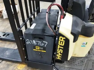 USED 2023 HYSTER B60ZAC2