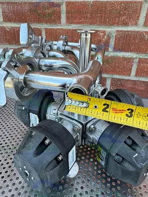 USED 5 ITT PURE FLO ADVANTAGE STAINLESS STEEL DIAPHRAGM VALVE W/ 1" SANITARY FITTING