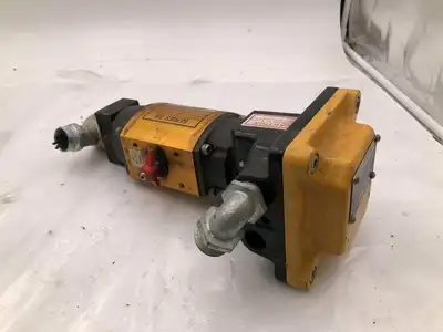 Worcester Controls 10 39S Spring Return Pneumatic Actuator w/ Switch 120PSI