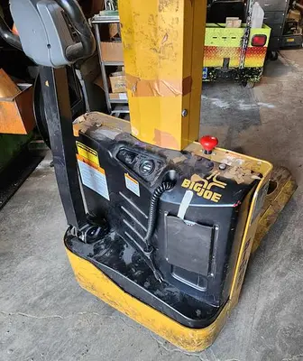 USED 2014 BIG JOE S22-62-RF