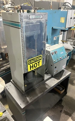 Used 2003 CARVER CARVER 3891.2PR1A00 PRESS Hydraulic Presses | Alma Machinery #899144