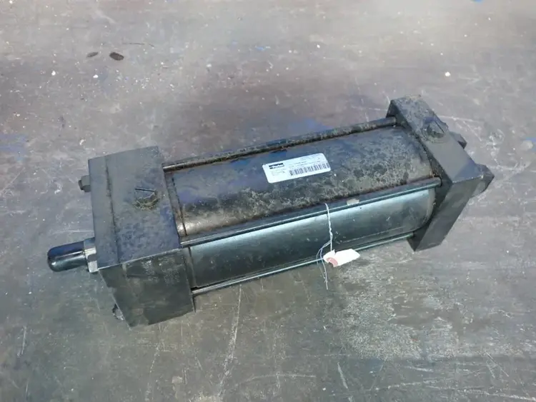 Used PARKER 4.00CBB2ANLUS14AC8.000 Cylinders | HGR 24 #731216