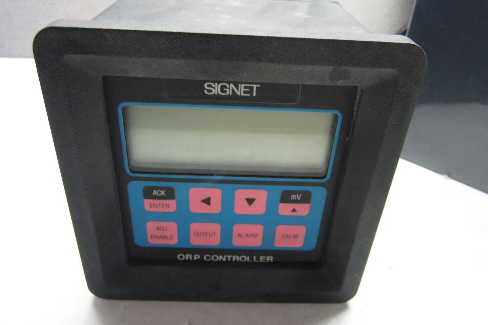 SIGNET SCIENTIFIC COMPANY 3-9760-21 ORP CONTROLLER 3976021