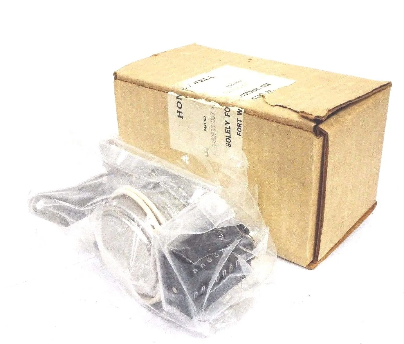 NEW HONEYWELL 30752735 007 INTEGRATOR
