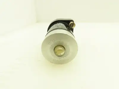 Clippard R441 Minimatic 4-Way Valve Air Pneumatic Lot of 2