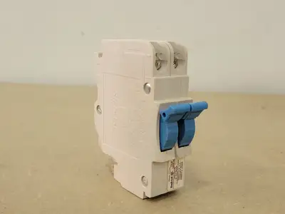 Used FEDERAL PIONEER NC0215CP Switchgears British Columbia CA | Lenmark #239812
