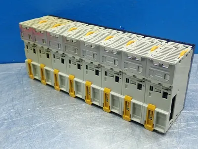 USED OMRON CJ1WID261