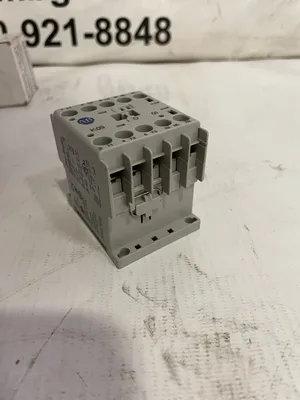 Allen-Bradley 100-K09ZJ01 Ser A Mini Contactor 24VDC 9A 3-Pole -NIB