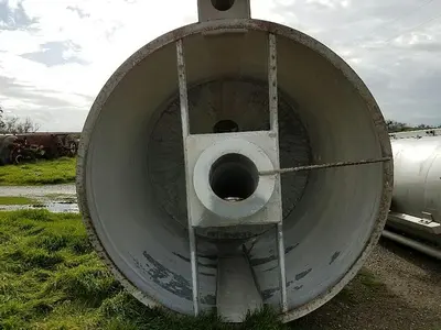 Tank, 4,400 Gallon, S/st, 99" X 98", FT/CB, #S740834