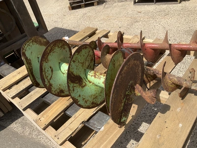 (3) 1” round drive auger bits, 6”, 8” and 12”, one 16” long extension bar but bar is bent
