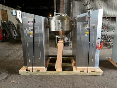 Used _UNKNOWN_ _UNKNOWN_ Double Cone - V Rotary Vacuum Dryers Ohio US | Federal Equipment Company #1553233