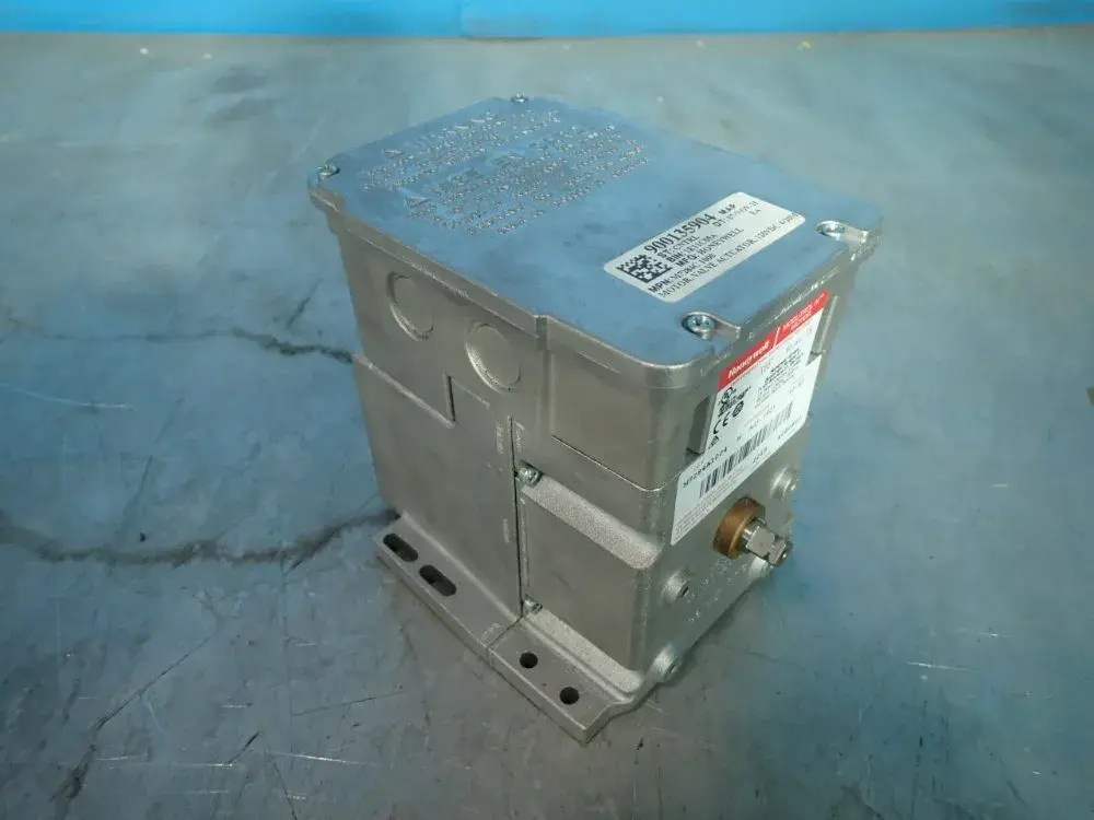 USED HONEYWELL M7284A1004